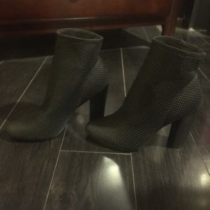 Black ankle boots Aldo!